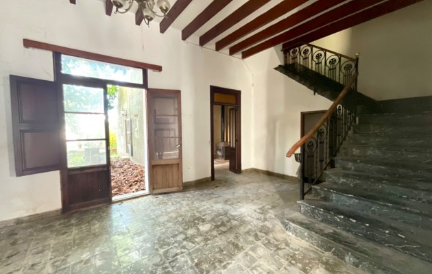 Stadthaus - Resale - Ariany -
                Ariany