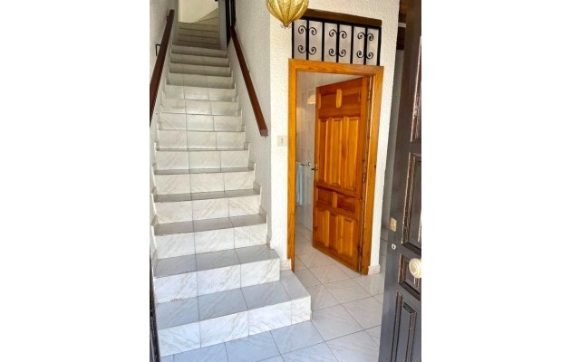 Sale - Apartment / flat - Valor