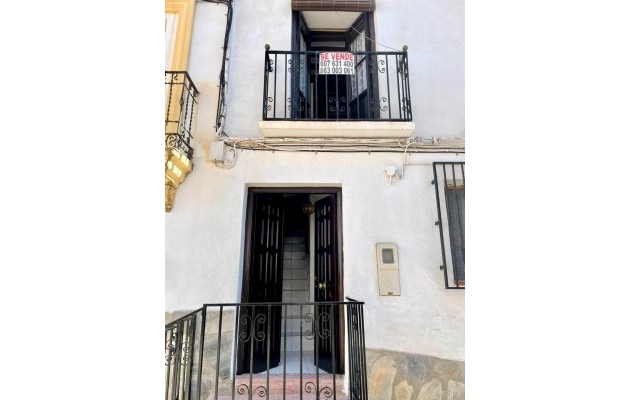 Sale - Apartment / flat - Valor