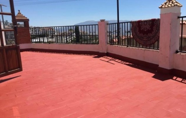 Sale - Apartment / flat - Valor