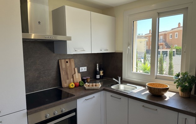 Sale - Townhouse - Campos