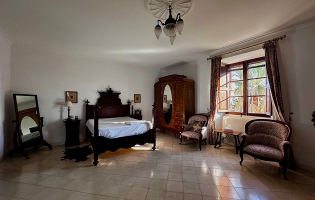 Sale - Vila - Montuiri