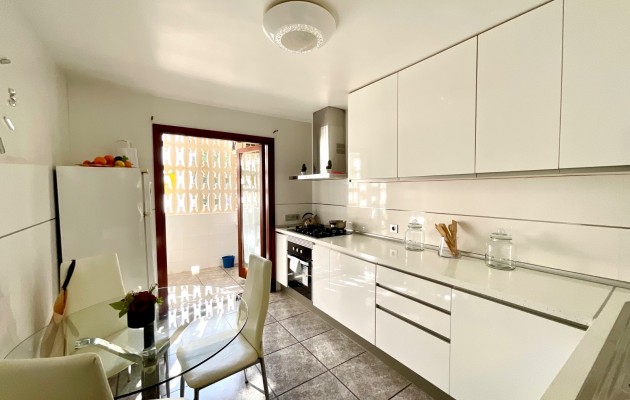 Sale - Apartment / flat - Cala Millor