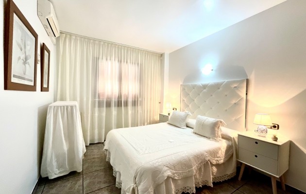 Sale - Apartment / flat - Cala Millor