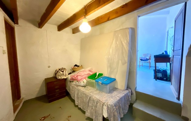 Sale - Villa / Semi semi-detached - Artà